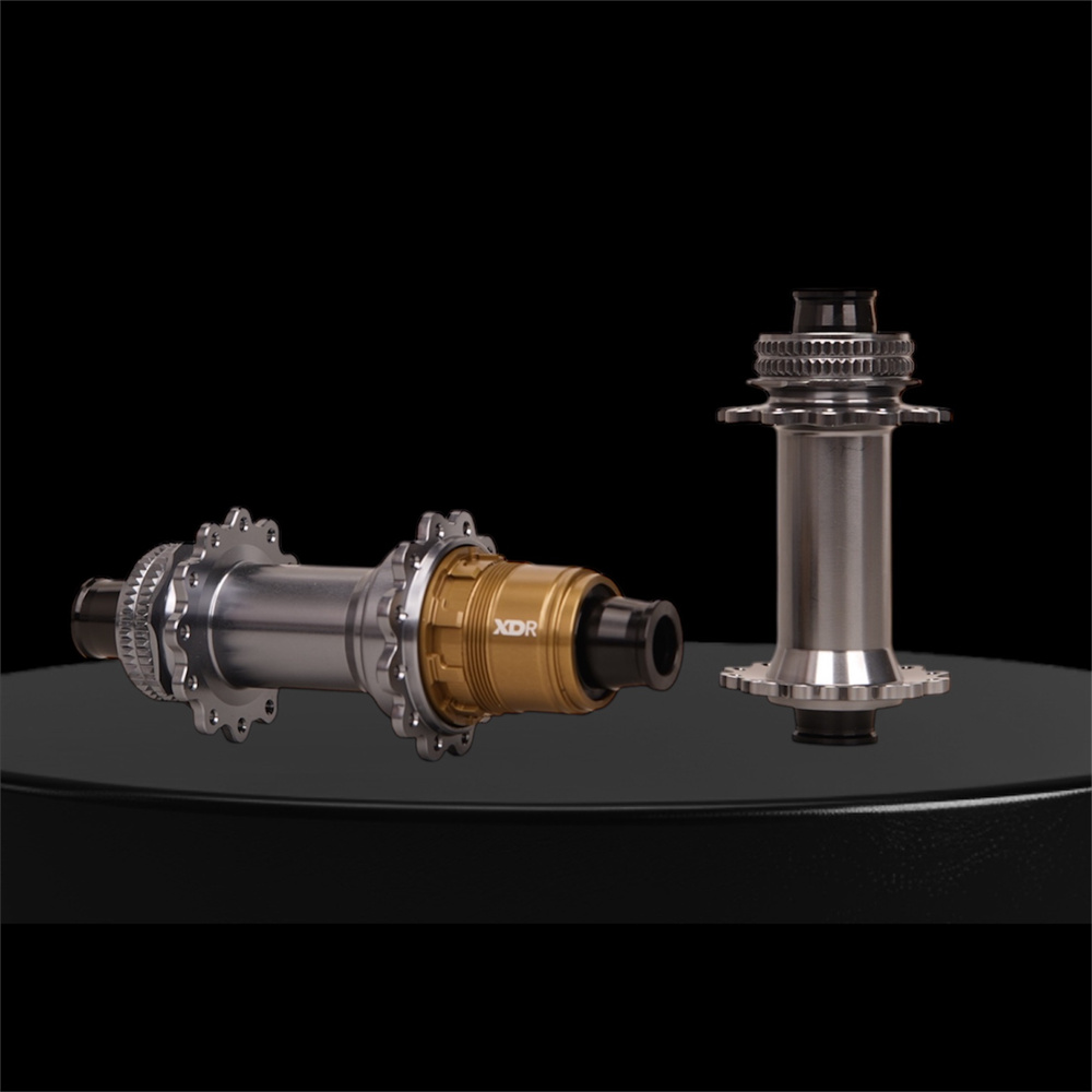 Six Colors New Road Bike Hub 2 - Table Tennis Eleven のレビューと価格